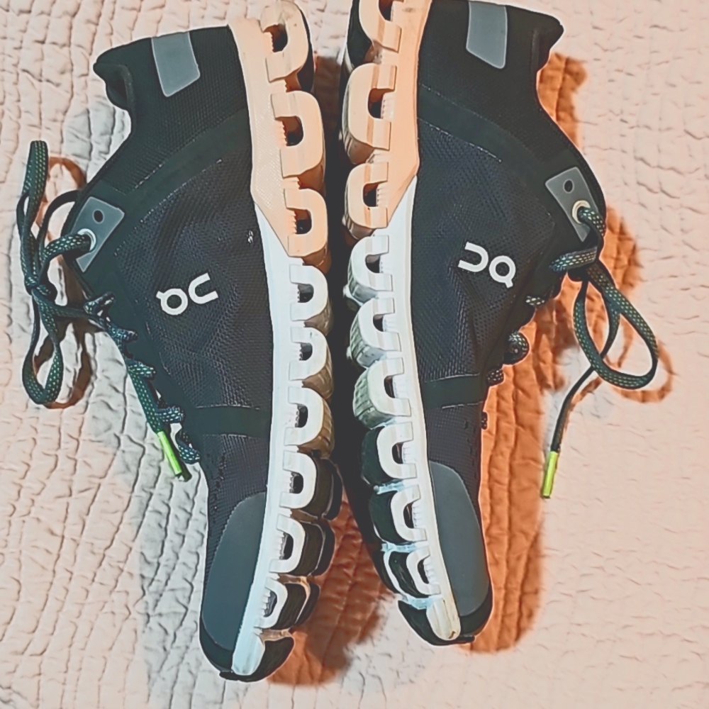 Running shoes